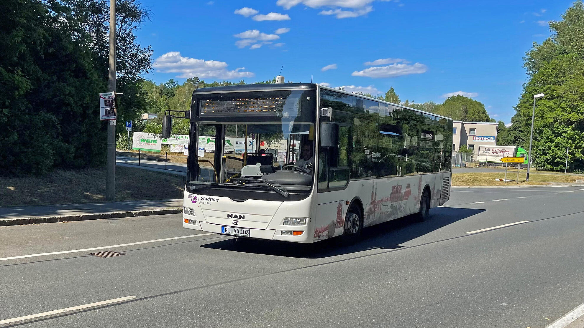 Linie 74 Pöhl (StadtBus) Linie 74 an der Talsperre Pöhl