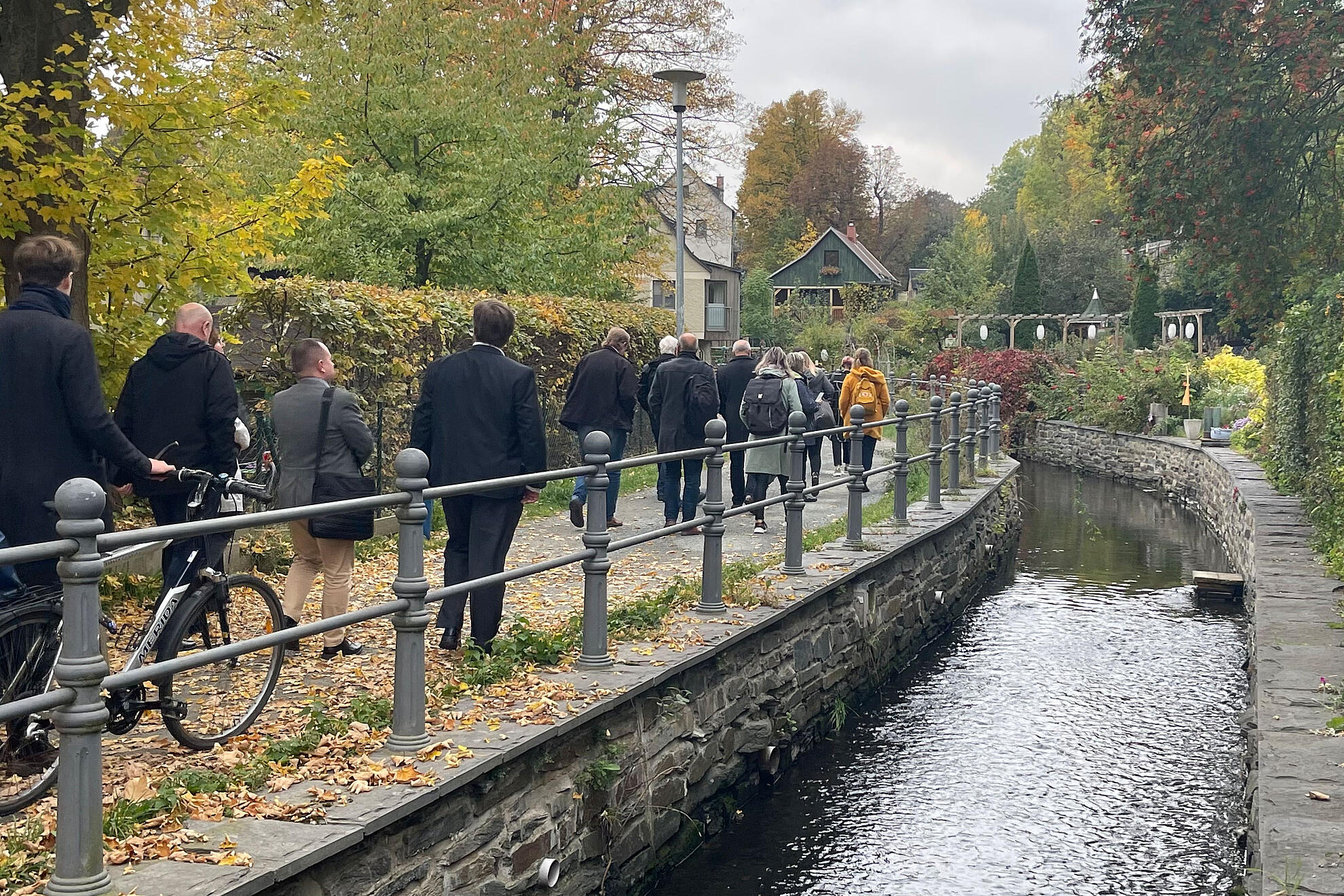 Die Gäste der 19. EgroNet-Mitgliederversammlung lernen Plauen bei einer Stadtführung kennen.