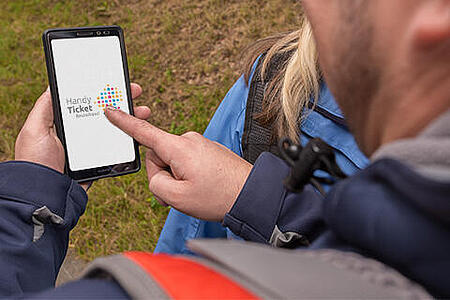 Ticketkauf per Handy App mit Handy Ticket Deutschland